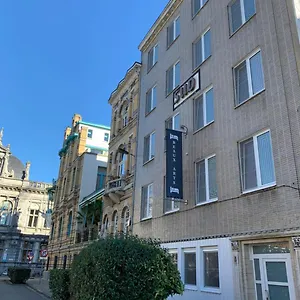 2* Otel Beaux Arts